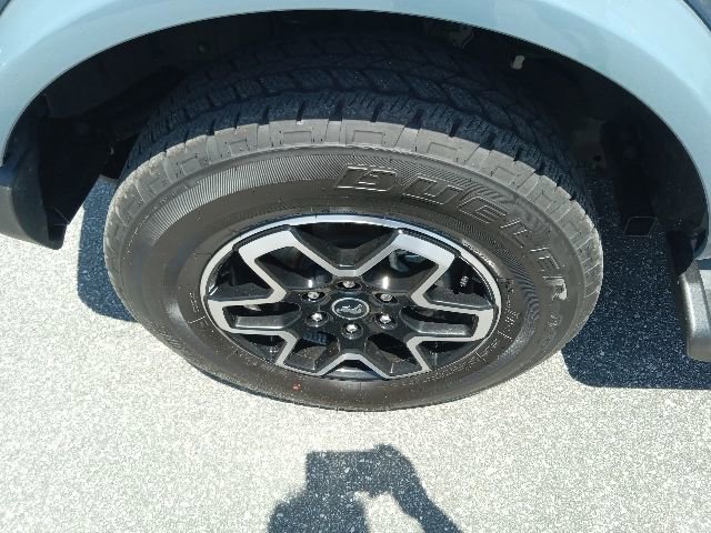 Certified 2025 Ford Bronco Outer Banks AWD/4WD image 10