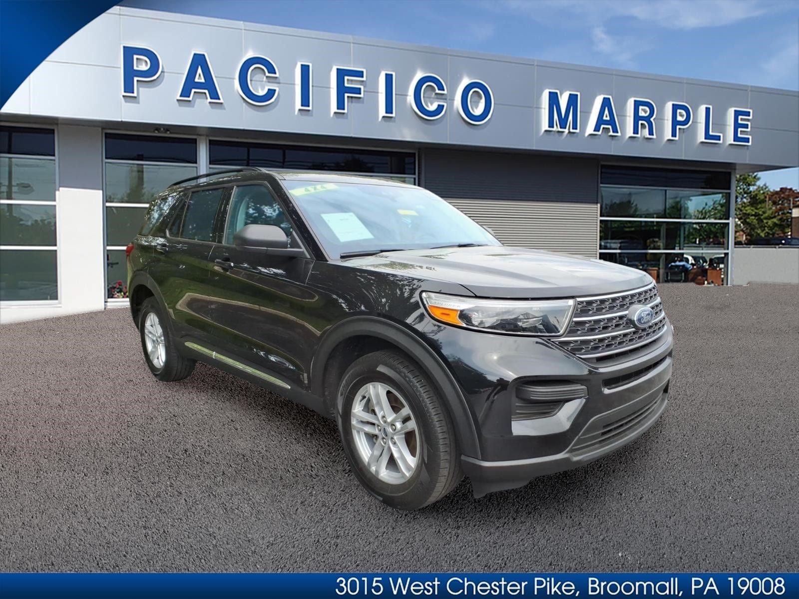 Certified 2023 Ford Explorer XLT AWD/4WD image 1