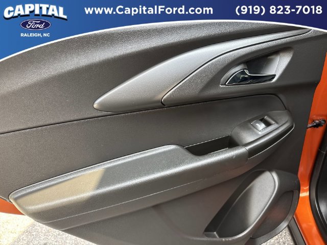 Used 2023 Chevrolet TrailBlazer ACTIV w/ Sun and Liftgate Package AWD/4WD image 17