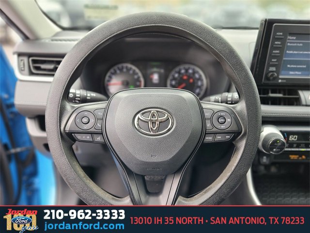 Used 2021 Toyota RAV4 XLE image 26