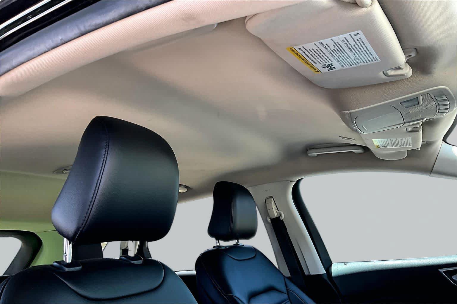 Certified 2022 Ford Edge SEL AWD/4WD image 14