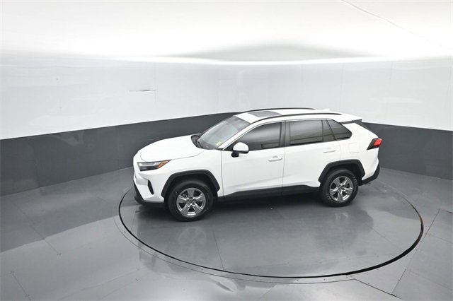 Used 2022 Toyota RAV4 XLE image 21
