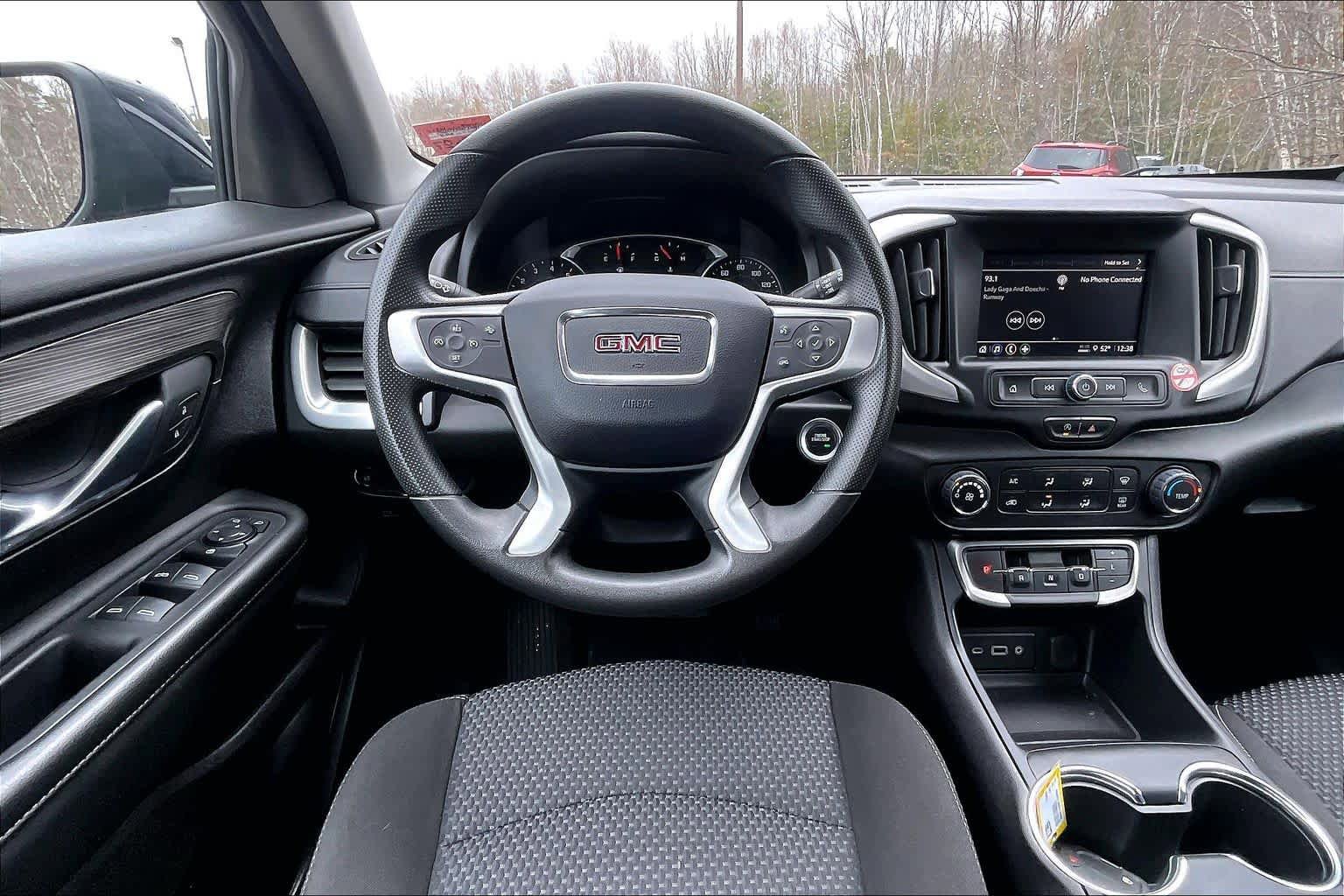 Used 2024 GMC Terrain SLE AWD/4WD image 6