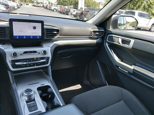 Certified 2023 Ford Explorer XLT RWD image 12