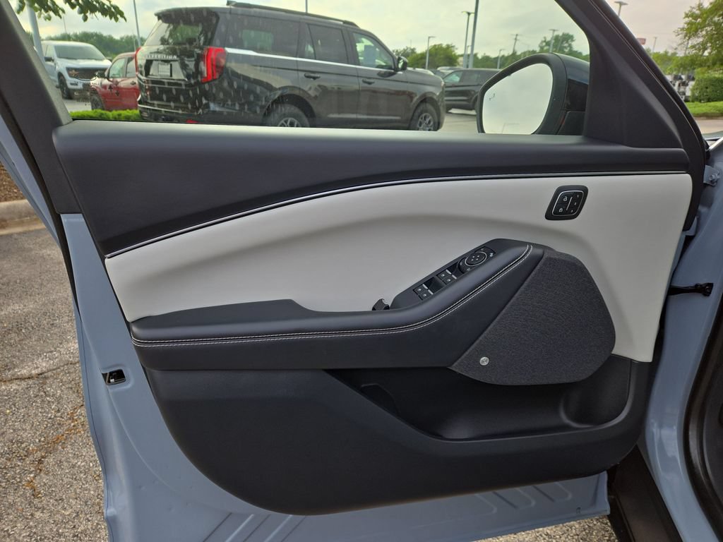Certified 2025 Ford Mustang Mach-E Premium AWD/4WD image 15