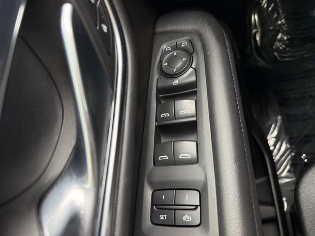 Used 2021 Chevrolet Suburban Z71 image 18