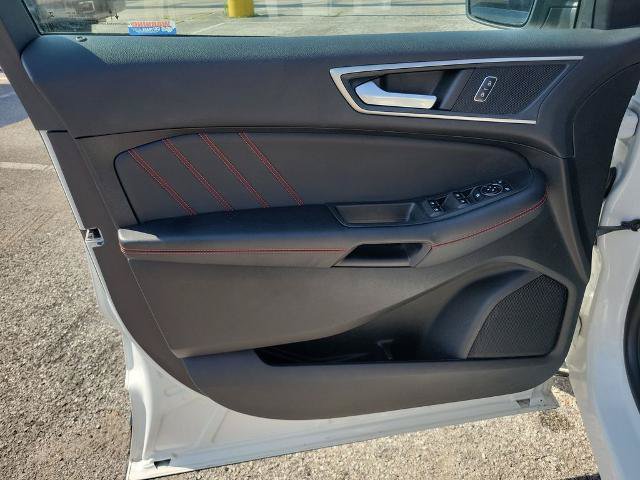 Certified 2023 Ford Edge ST-Line AWD/4WD image 14