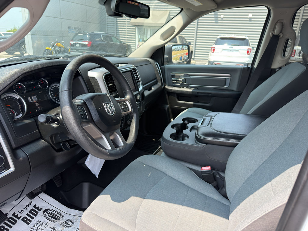 Used 2022 RAM 1500 Classic SLT w/ Electronics Group AWD/4WD image 11