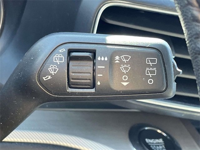 Certified 2022 Ford Explorer XLT w/ Equipment Group 202A image 25