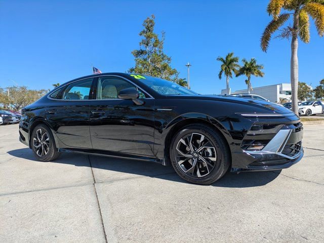 Used 2024 Hyundai Sonata SEL image 2