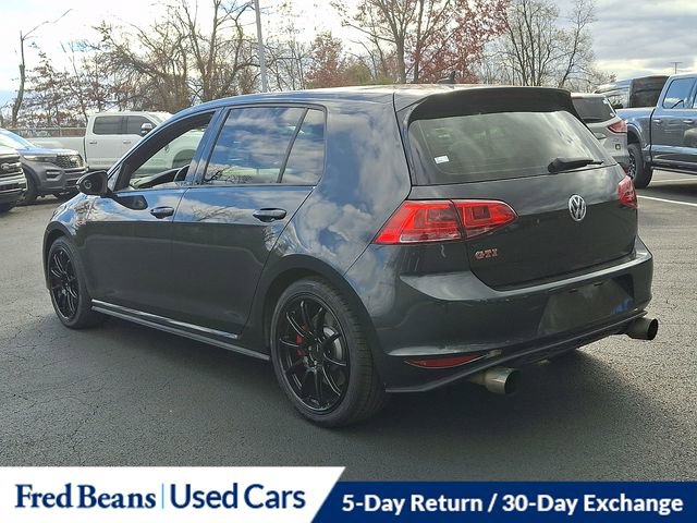 Used 2017 Volkswagen GTI SE image 9