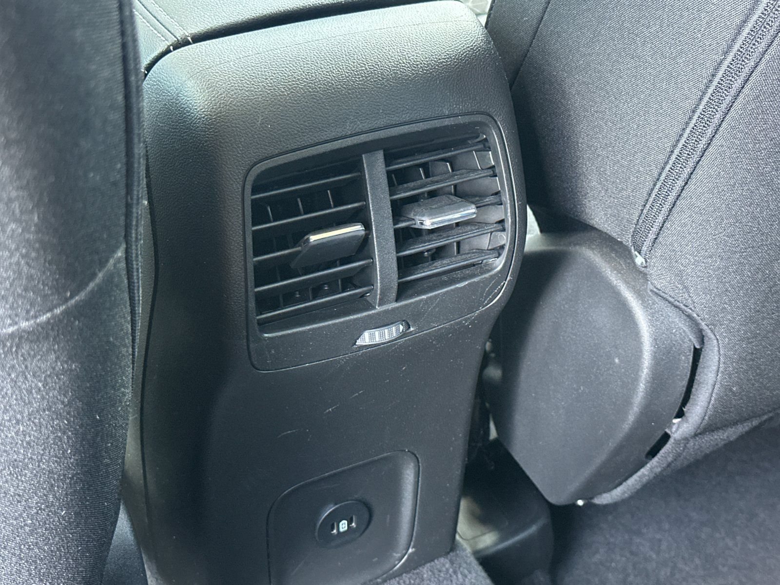 Certified 2023 Ford Escape Active FWD image 33