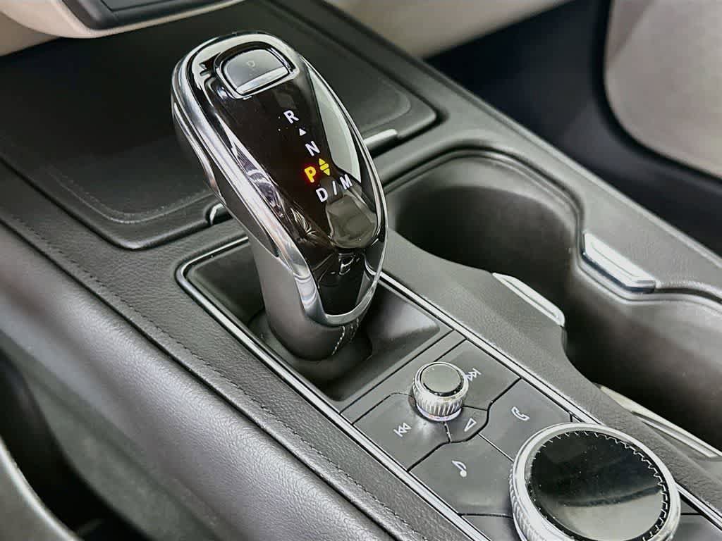 Used 2023 Cadillac XT4 Luxury FWD image 19