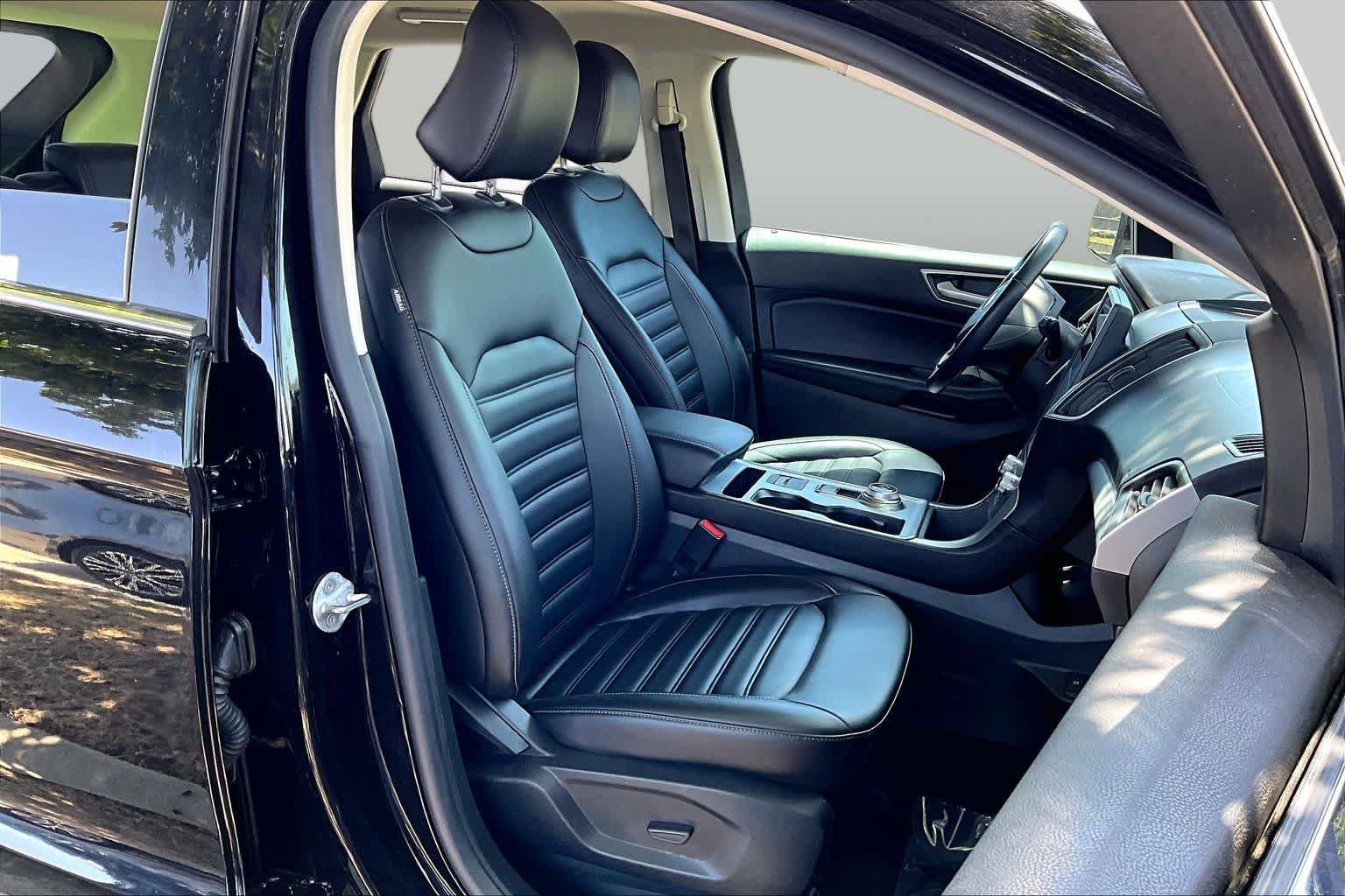Certified 2022 Ford Edge SEL AWD/4WD image 9