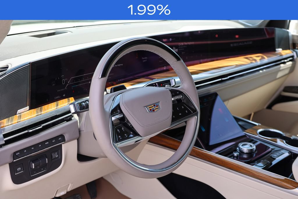 Used 2025 Cadillac Escalade Premium Luxury Platinum AWD/4WD image 33