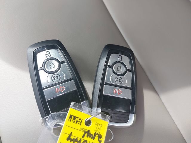 Certified 2025 Ford Maverick Lariat w/ 4K Tow Package image 34