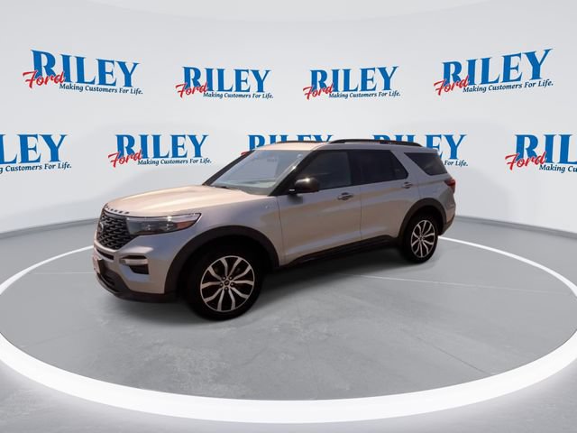 Certified 2023 Ford Explorer ST-Line w/ Class IV Trailer Tow Package AWD/4WD image 4
