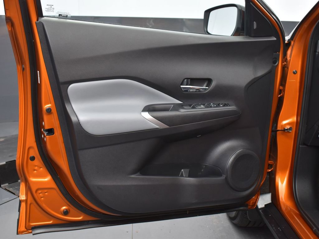 Used 2022 Nissan Kicks SR w/ Premium Package image 20
