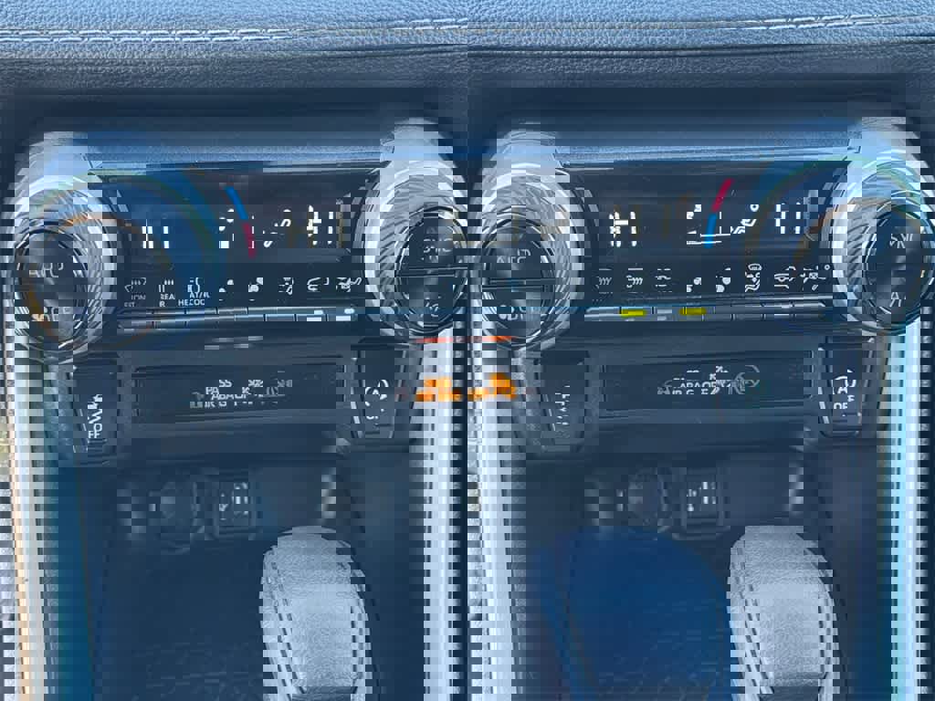 Used 2023 Toyota RAV4 XLE image 29