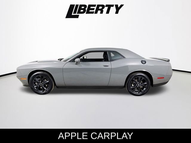 Used 2023 Dodge Challenger SXT w/ Blacktop Package image 4