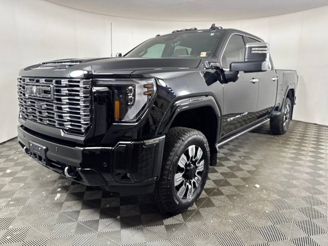 Used 2025 GMC Sierra 3500 Denali Ultimate AWD/4WD image 8