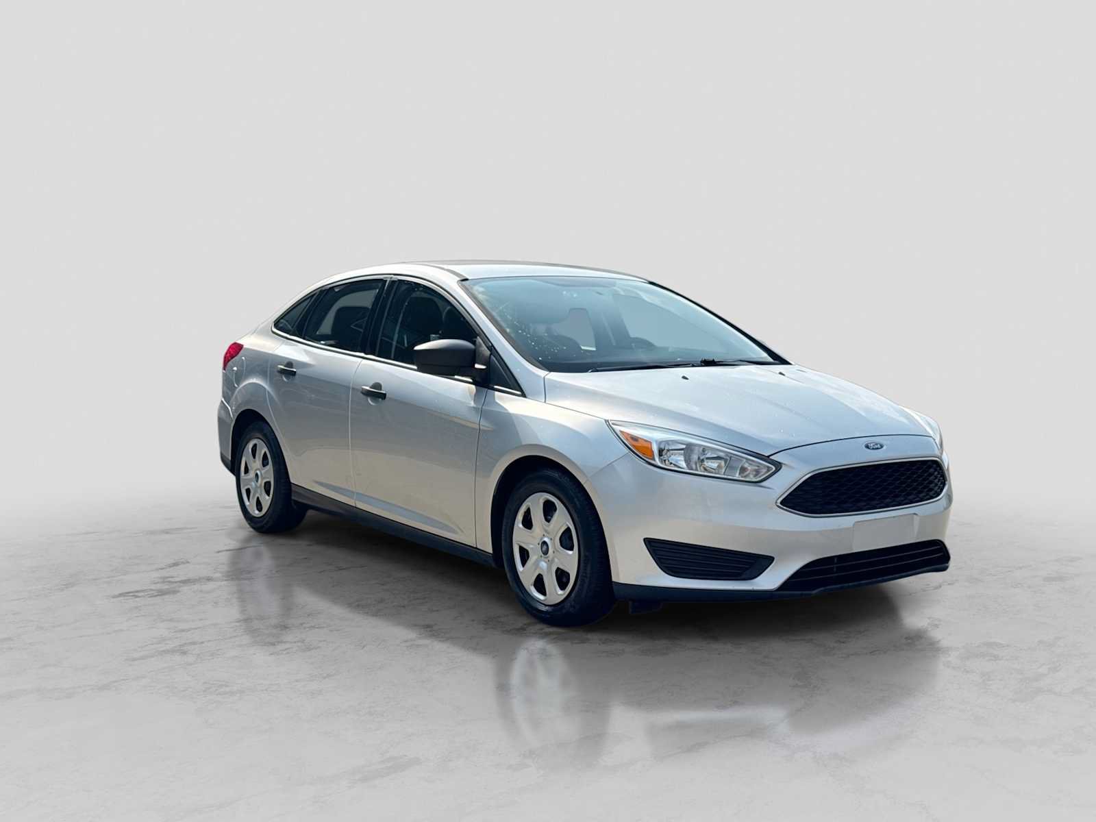 Certified 2018 Ford Focus S FWD image 8