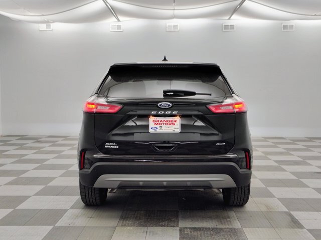 Certified 2024 Ford Edge SEL w/ Convenience Package AWD/4WD image 8