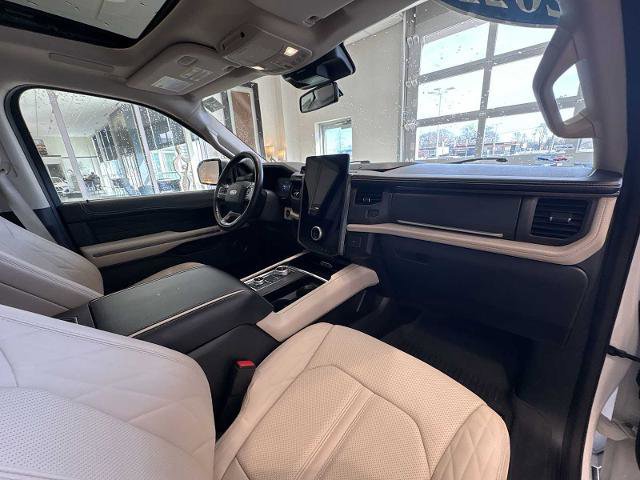 Certified 2022 Ford Expedition Max Platinum image 30