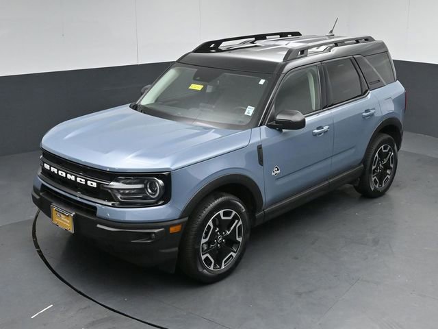Certified 2024 Ford Bronco Sport Outer Banks AWD/4WD image 3