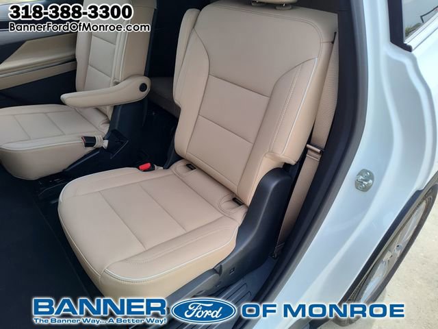 Used 2025 Buick Enclave Preferred w/ Power Package FWD image 26