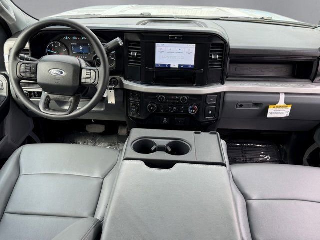 Certified 2025 Ford F250 XL w/ XL Chrome Package AWD/4WD image 10