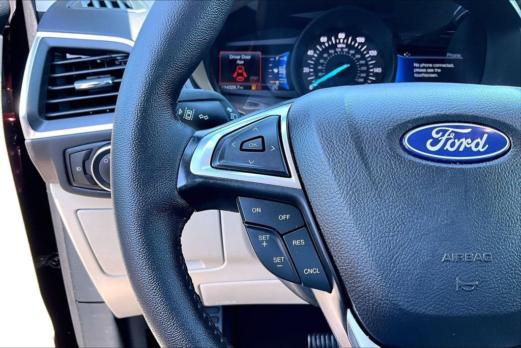 Certified 2024 Ford Edge Titanium AWD/4WD image 18