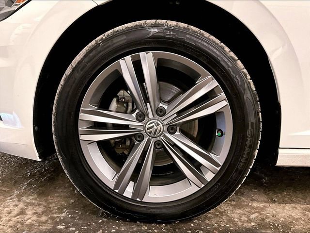 Used 2019 Volkswagen Jetta R-Line FWD image 8