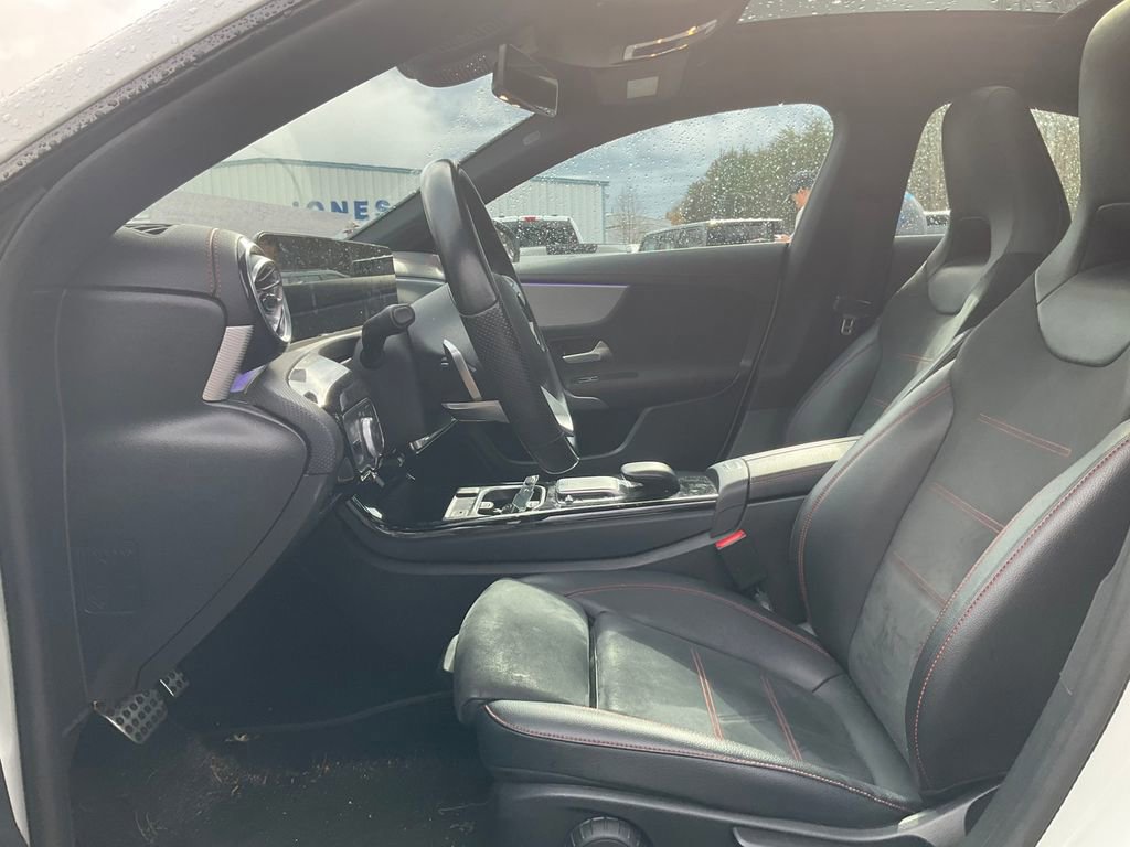Used 2022 Mercedes-Benz CLA 250 image 16
