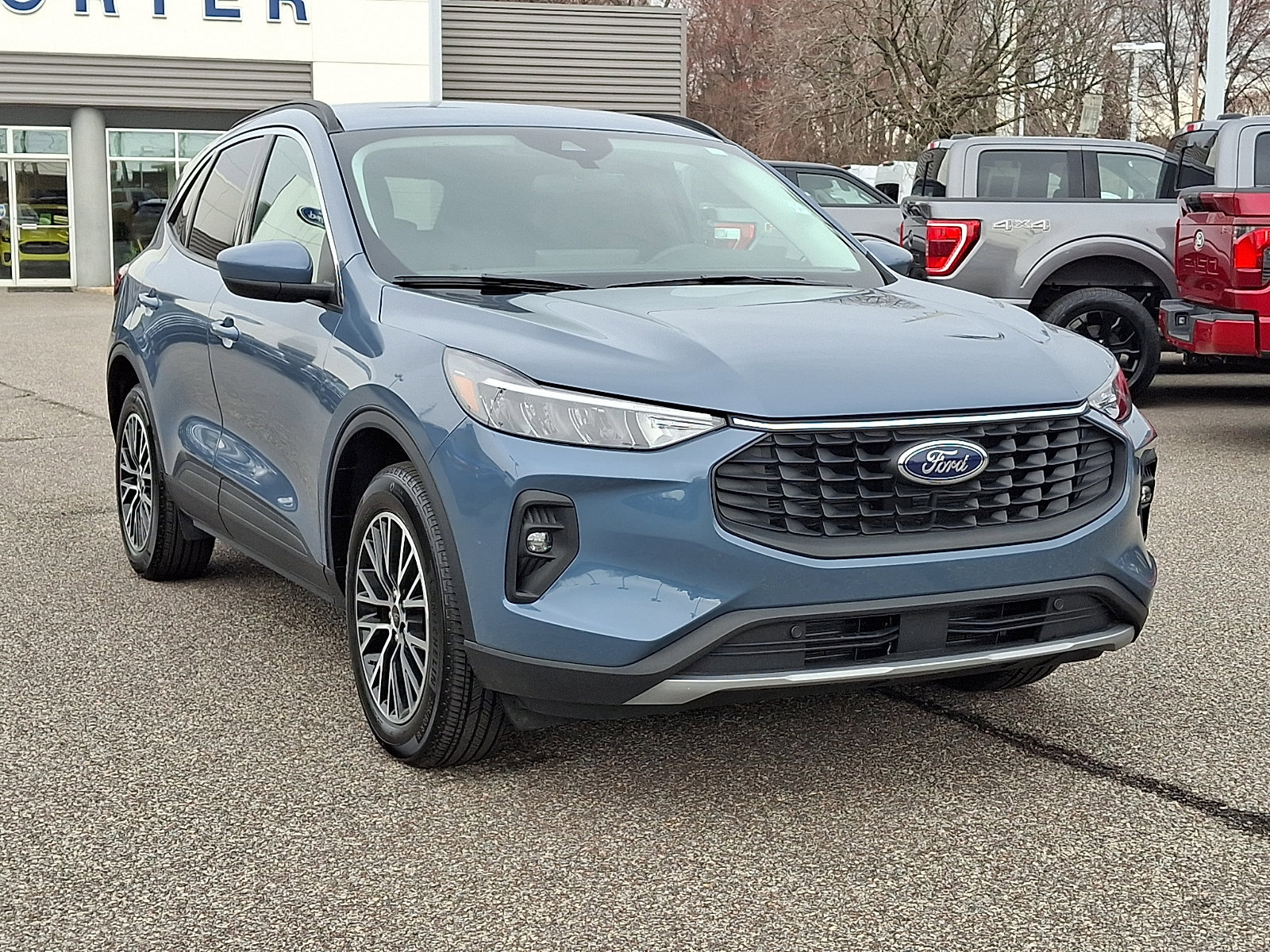 Certified 2023 Ford Escape SE image 10