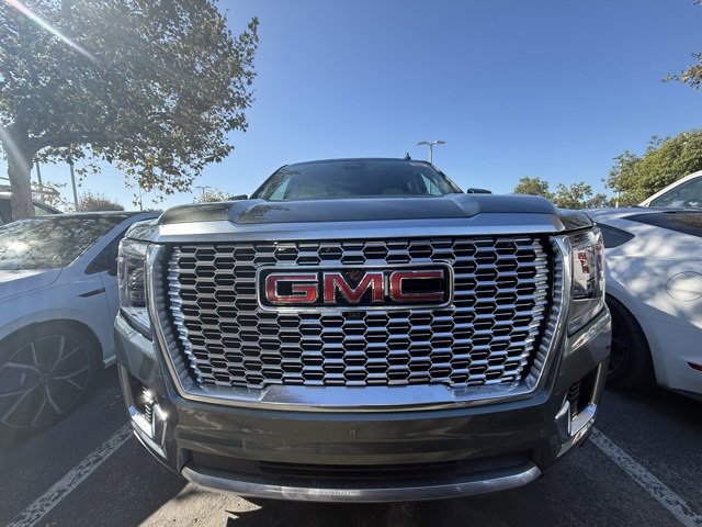 Used 2023 GMC Yukon Denali image 5