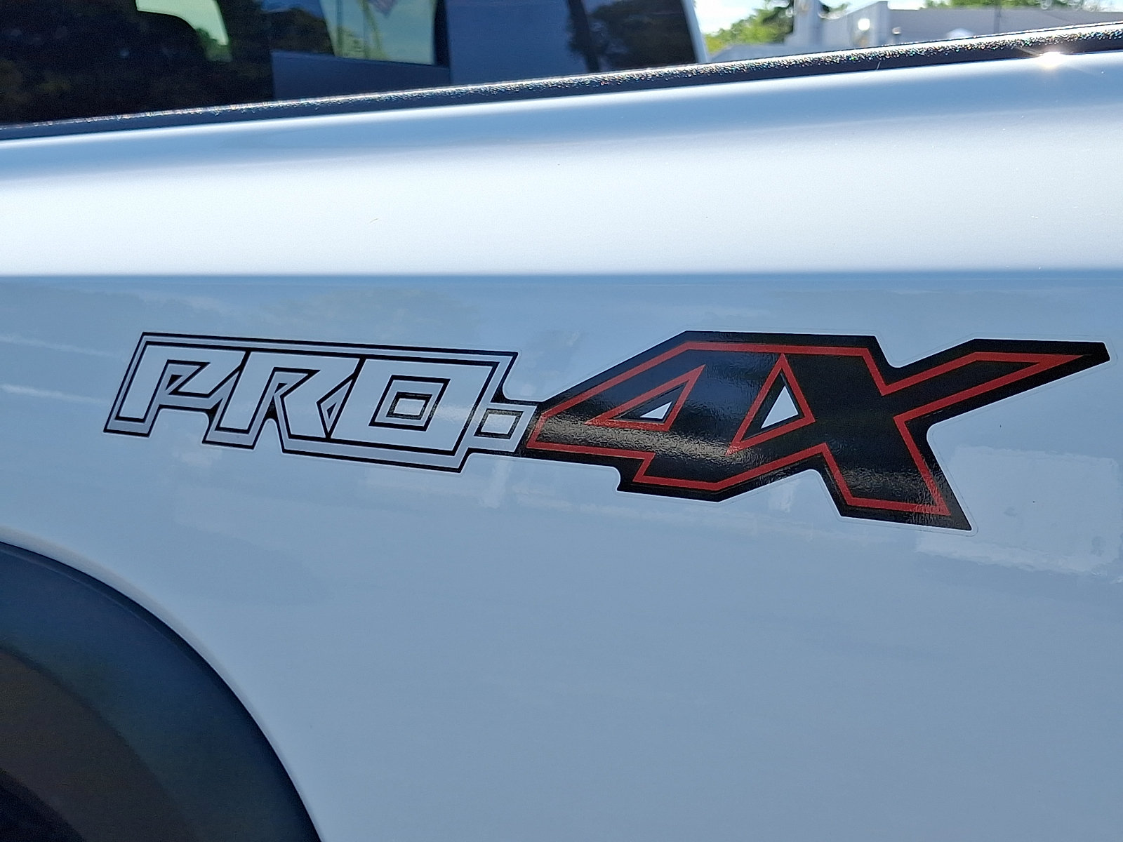 Used 2026 Nissan Frontier PRO-4X w/ Pro-4x Convenience Package AWD/4WD image 32