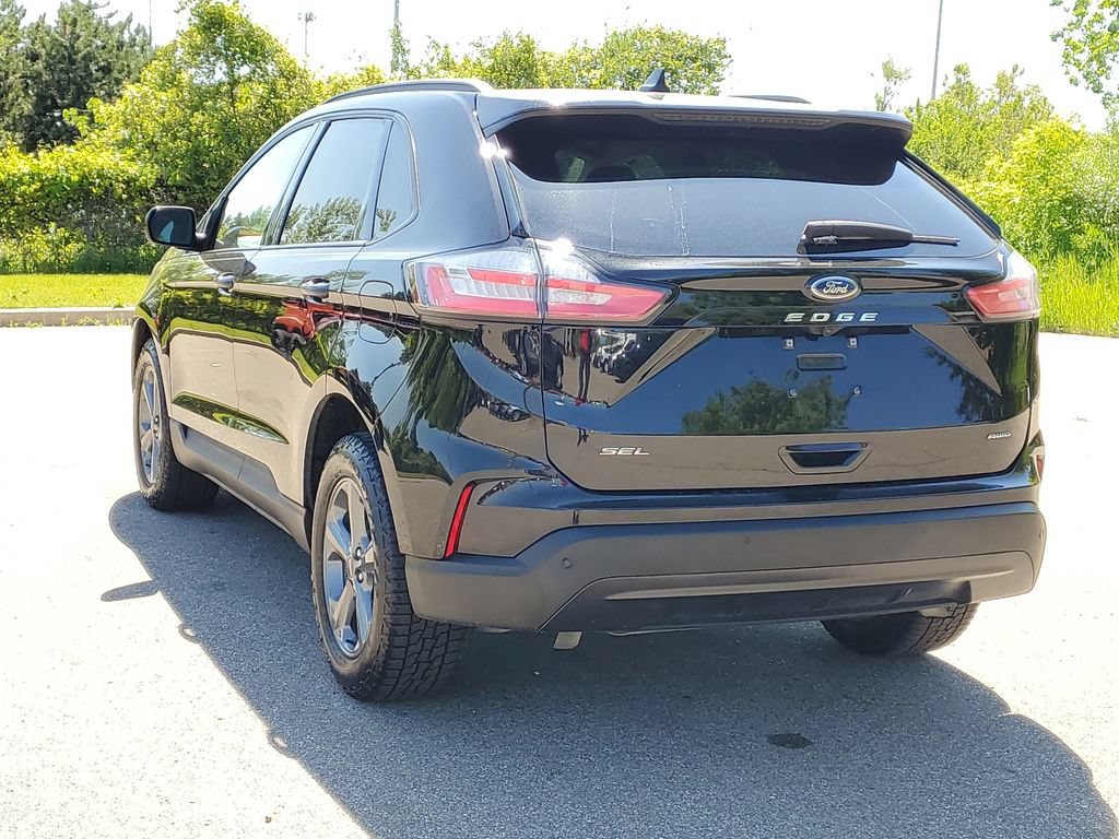 Certified 2024 Ford Edge SEL w/ Sport Appearance Package AWD/4WD image 3