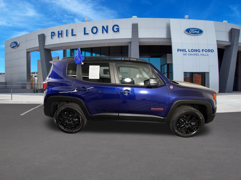 Used 2018 Jeep Renegade Trailhawk AWD/4WD image 6