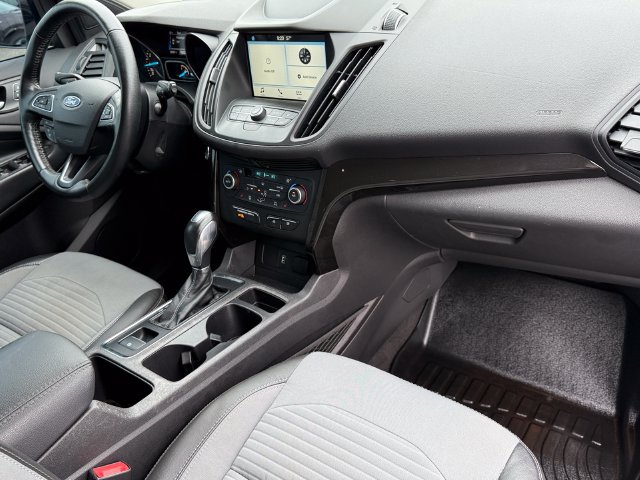 Certified 2019 Ford Escape SE FWD image 21
