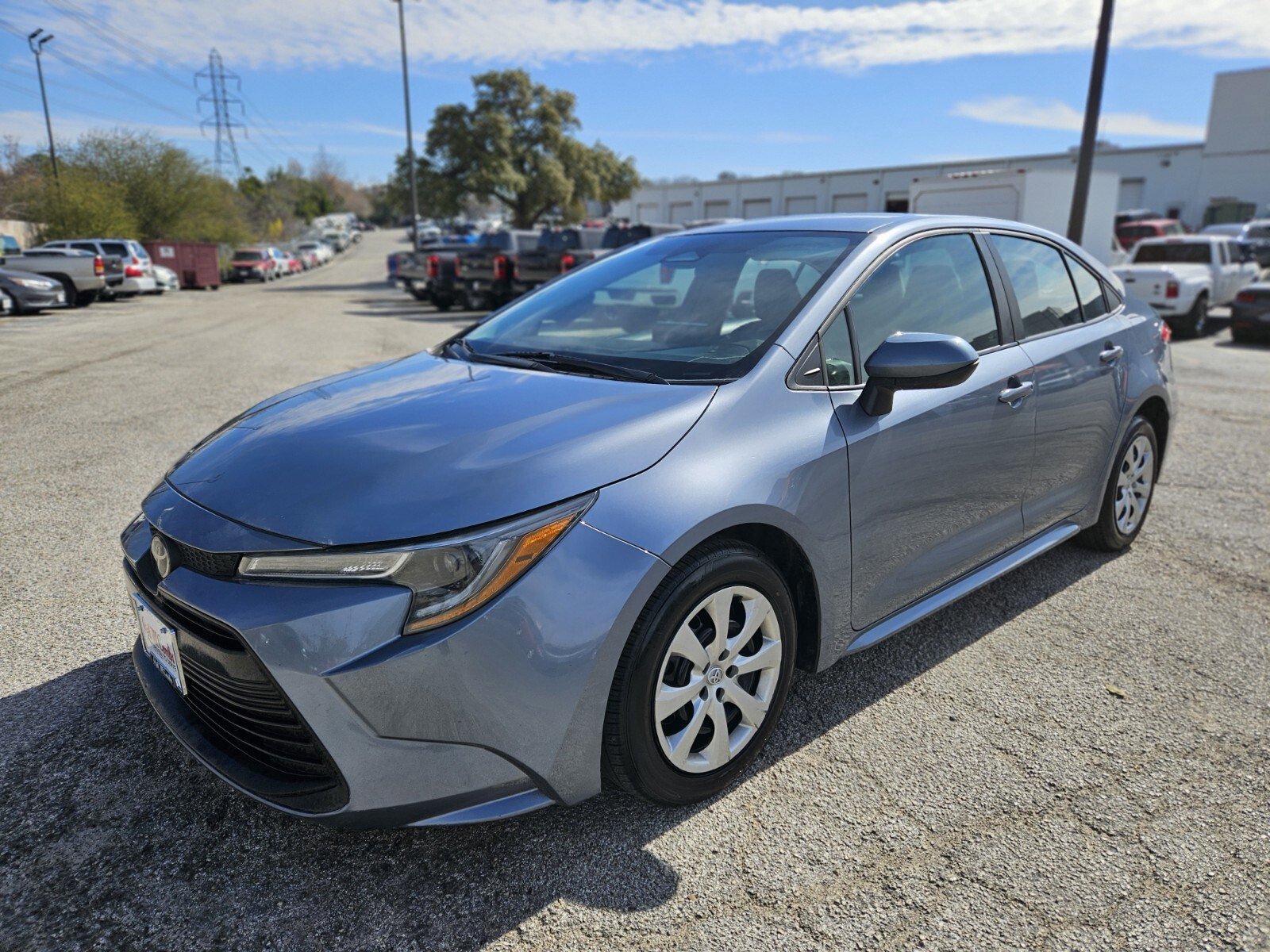 Used 2023 Toyota Corolla LE image 7
