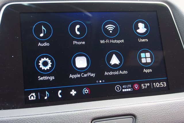 Used 2023 Cadillac XT4 Luxury w/ Cold Weather Package FWD image 28