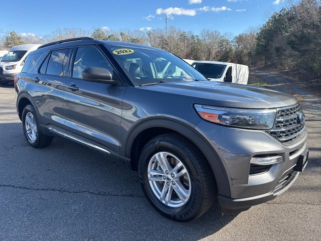 Certified 2022 Ford Explorer XLT w/ Equipment Group 202A image 29