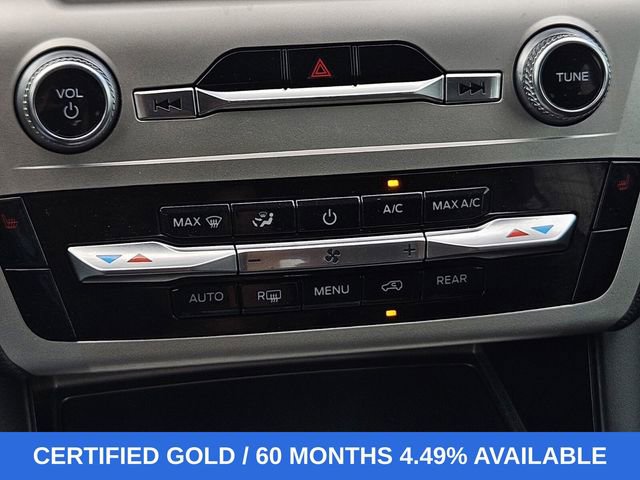 Certified 2022 Ford Explorer XLT image 28