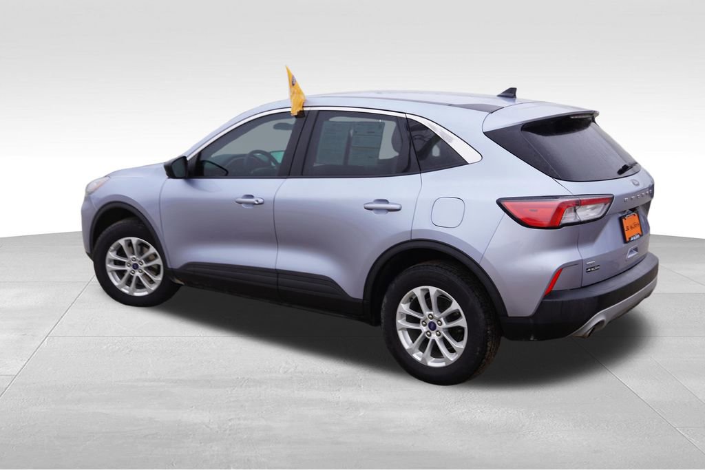 Certified 2022 Ford Escape SE w/ Cold Weather Package AWD/4WD image 8