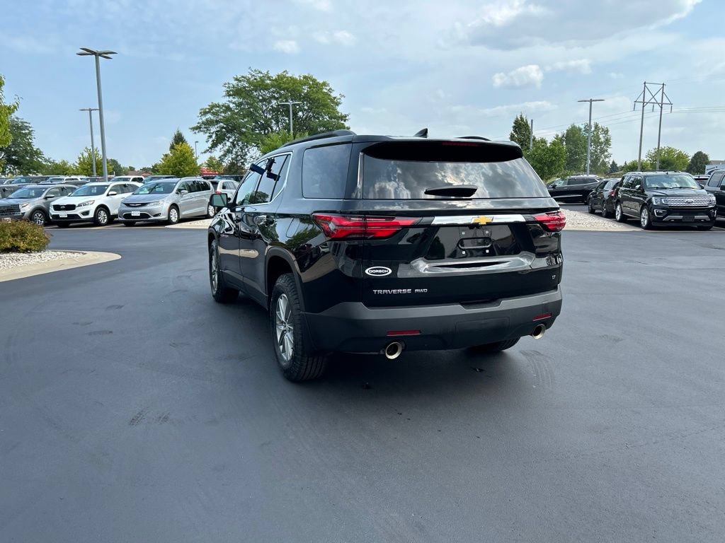 Used 2023 Chevrolet Traverse LT w/ LPO, Floor Liner Package AWD/4WD image 9