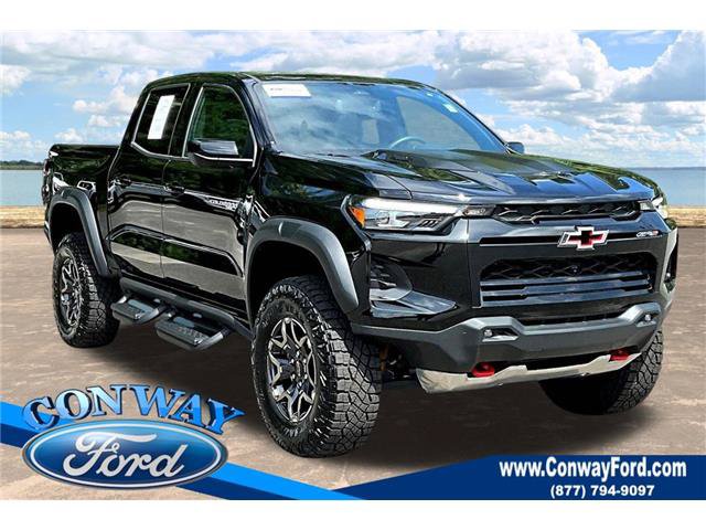 Used 2025 Chevrolet Colorado ZR2 w/ Technology Package