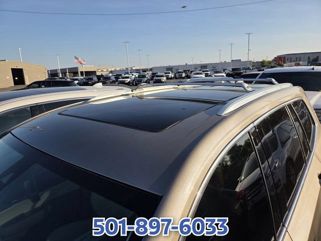 Used 2022 Cadillac XT6 Premium Luxury w/ Technology Package FWD image 9