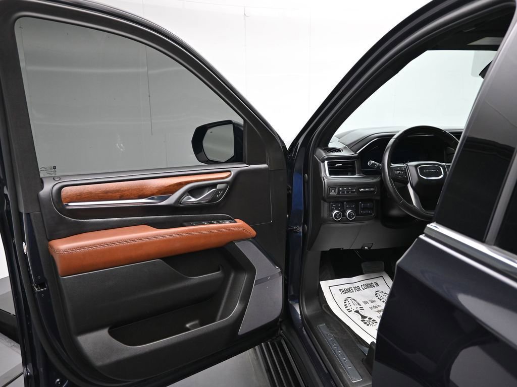 Used 2023 GMC Yukon Denali Ultimate image 36