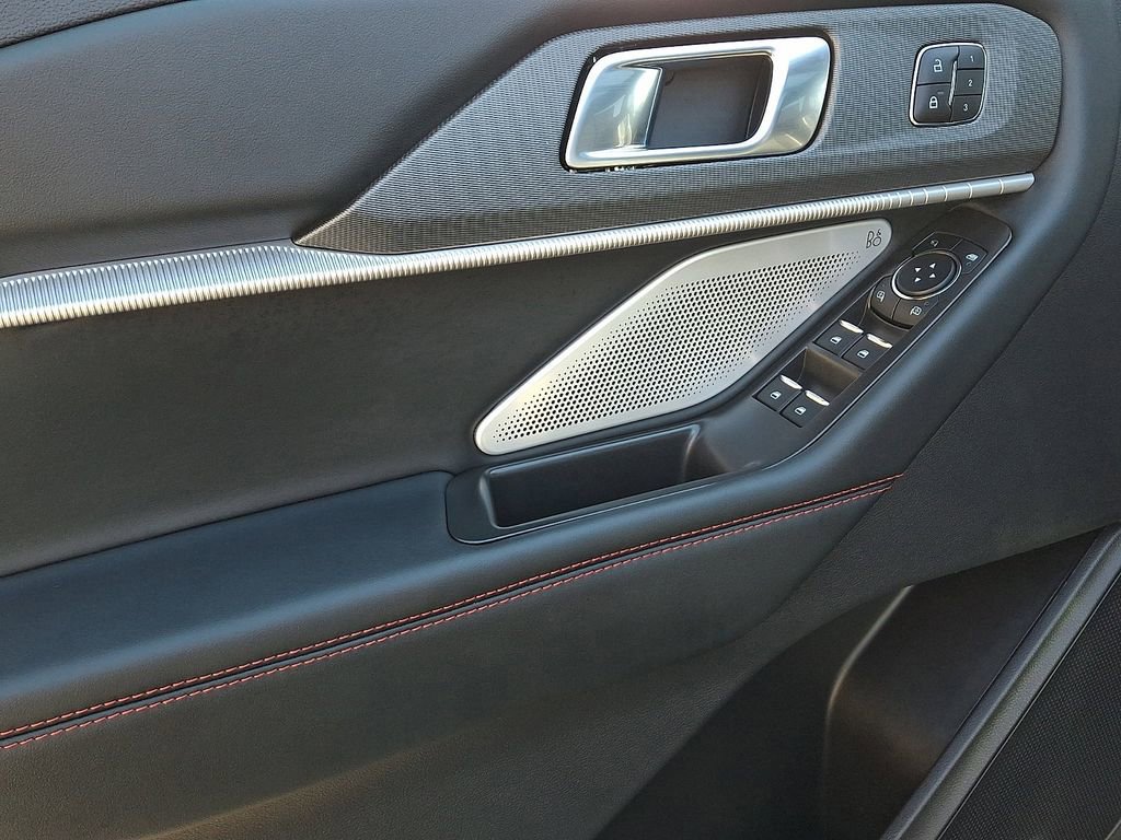 Certified 2025 Ford Explorer ST image 14